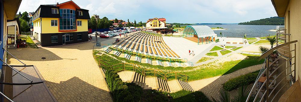 Port Club Pension & Restaurant Námestovo Eksteriør billede
